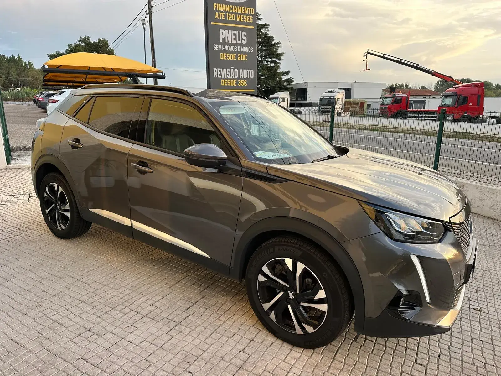 Peugeot 2008 1.5 BlueHDi Allure Pack 7