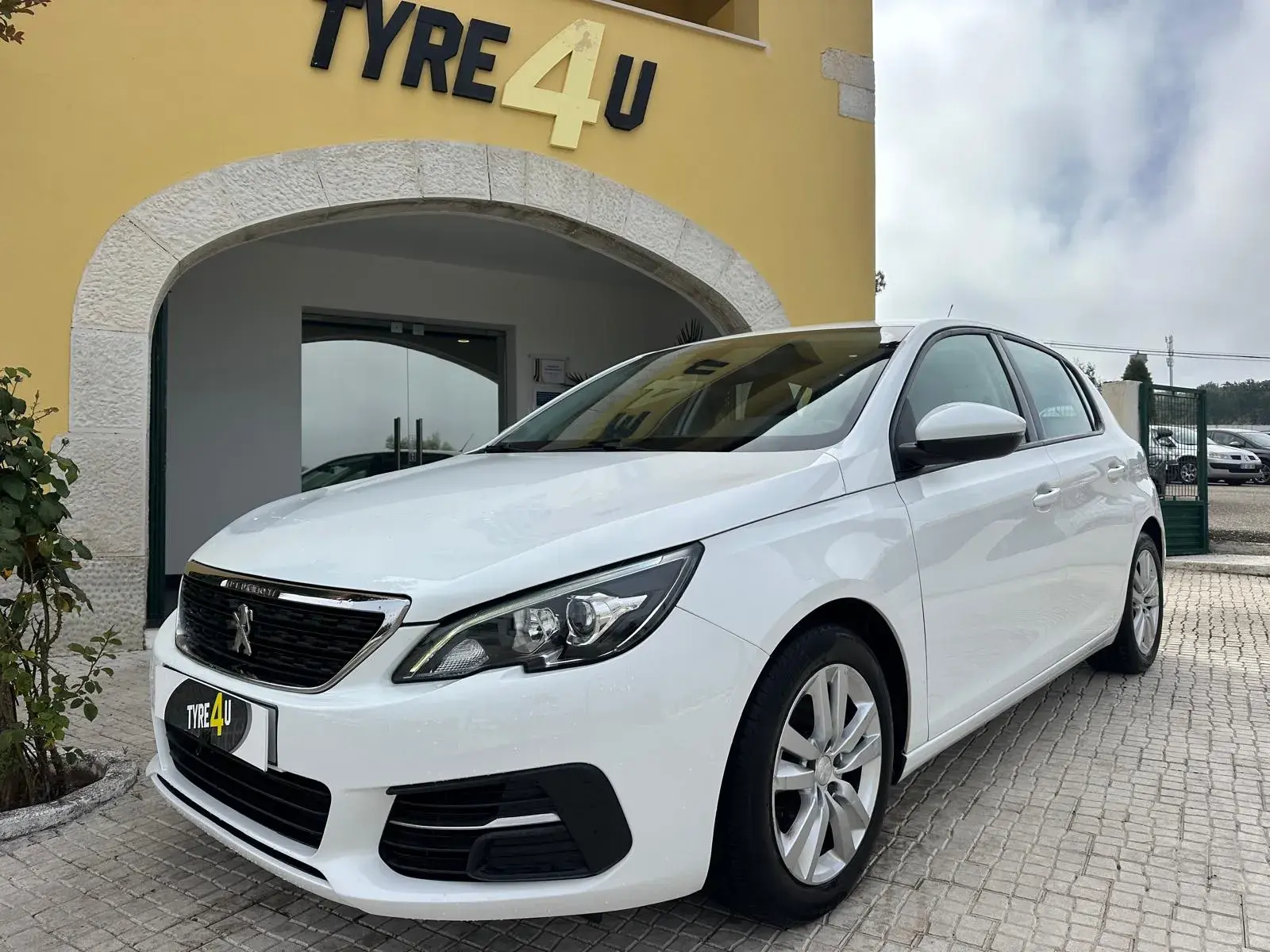 Peugeot 308 1.5 BlueHDi Style 10