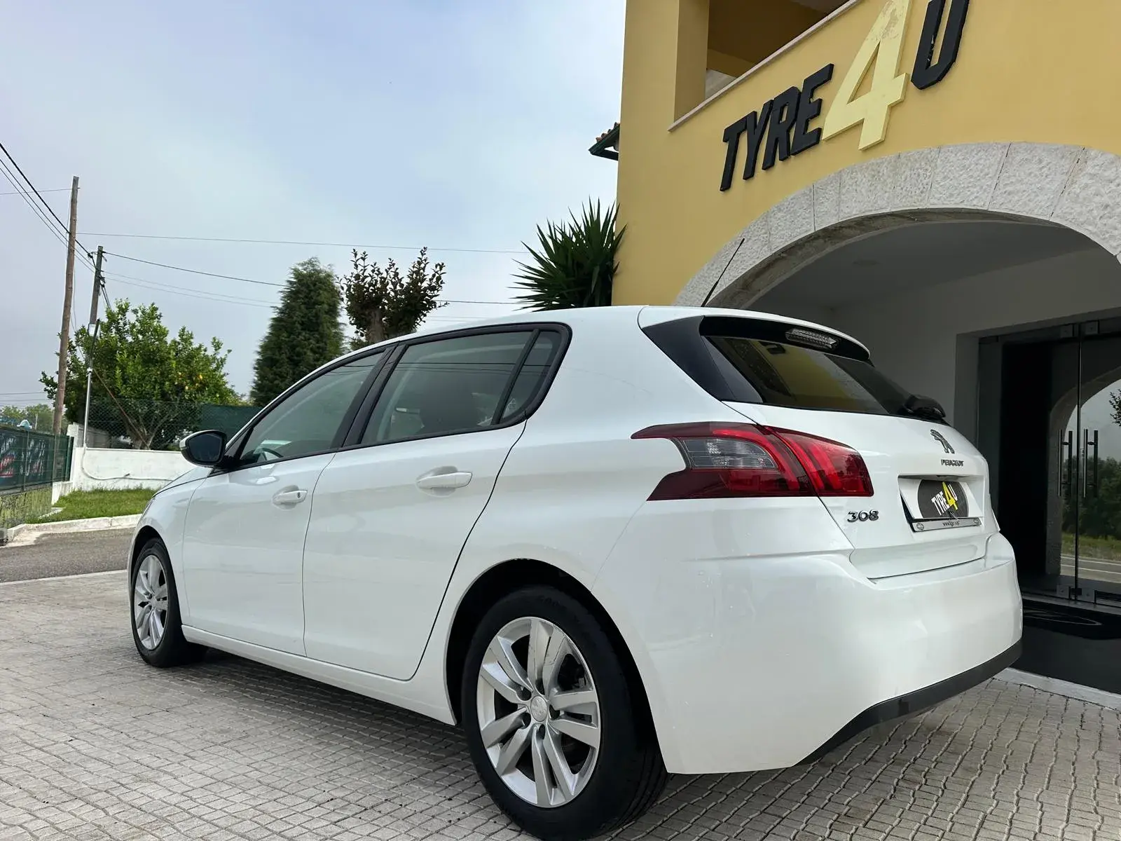 Peugeot 308 1.5 BlueHDi Style 12