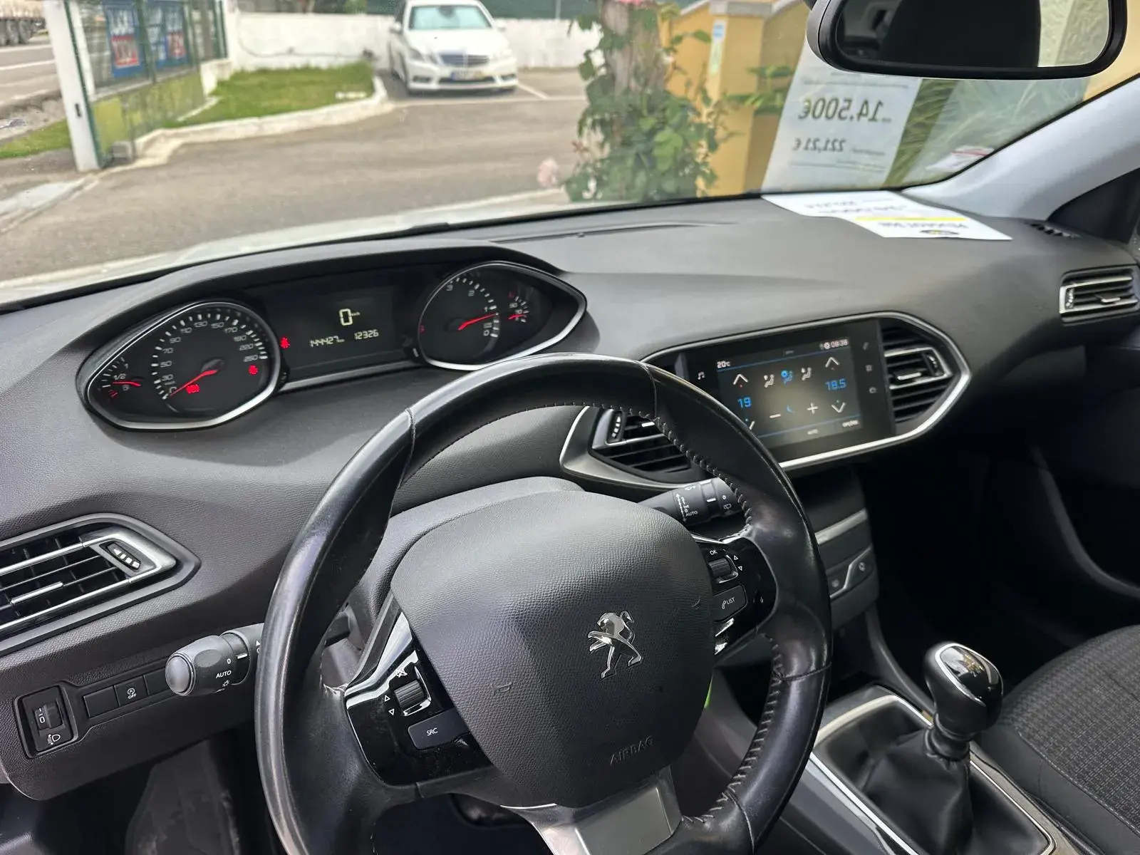 Peugeot 308 1.5 BlueHDi Style 18