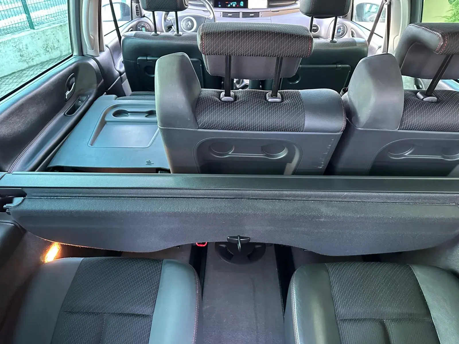 Renault Espace 2.0 dCi Initiale 7L 5