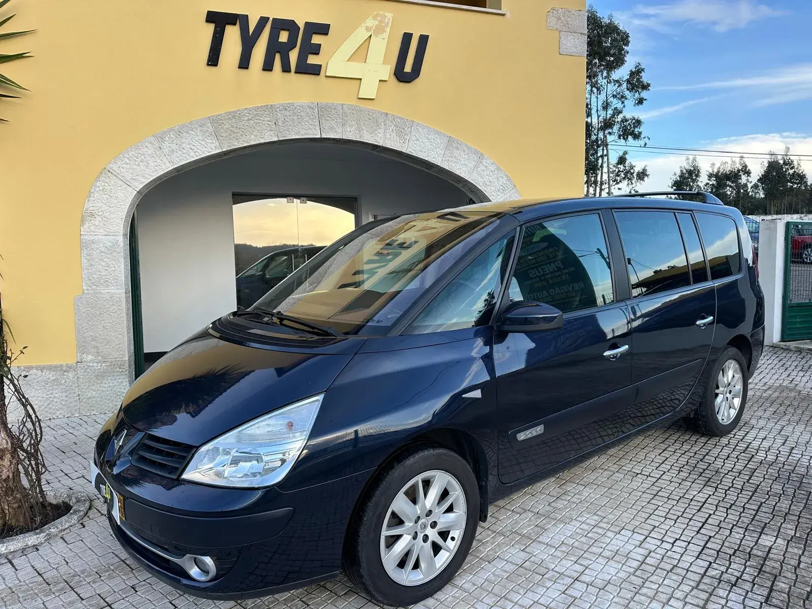 Renault Espace 2.0 dCi Initiale 7L 19
