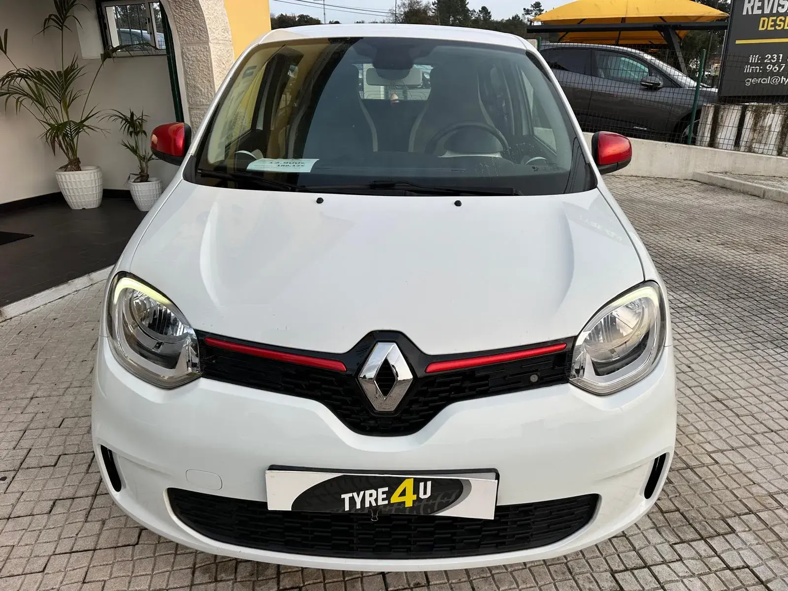 Renault Twingo 22 Intens 10
