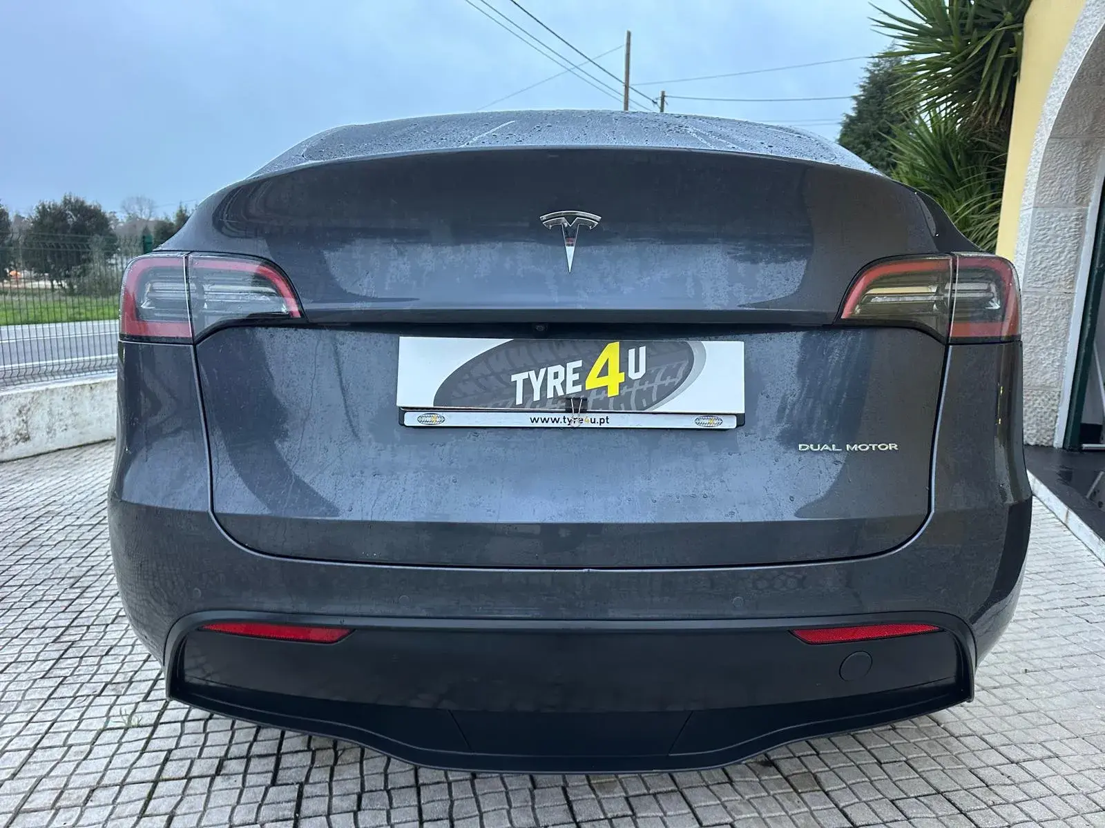 Tesla Model Y Long Range Tração Integral 6