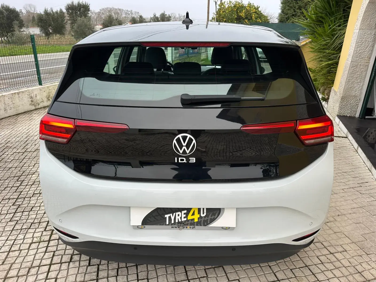 Volkswagen ID.3 Pro Performance Tech 16
