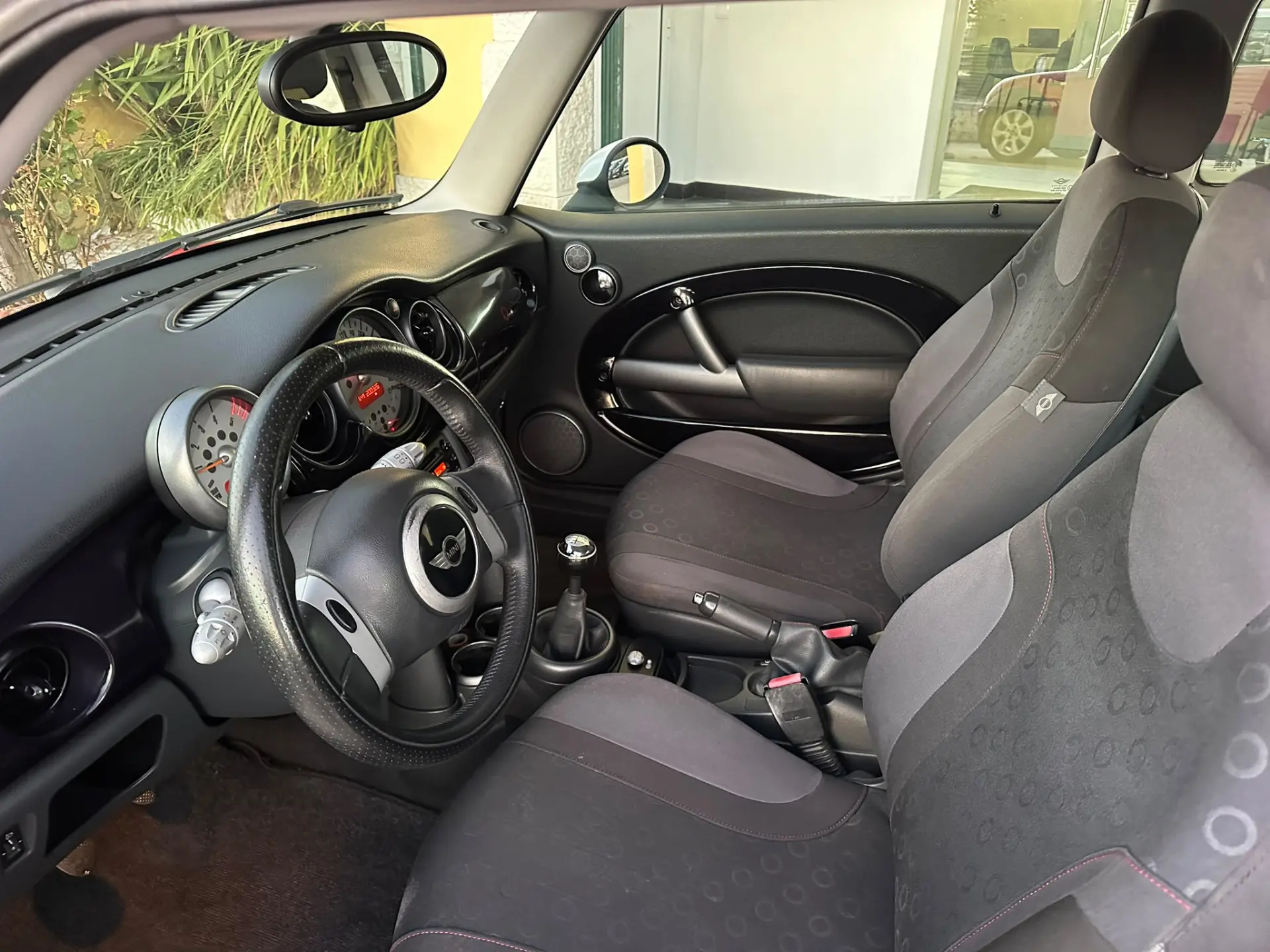 MINI 3 Portas One D 17