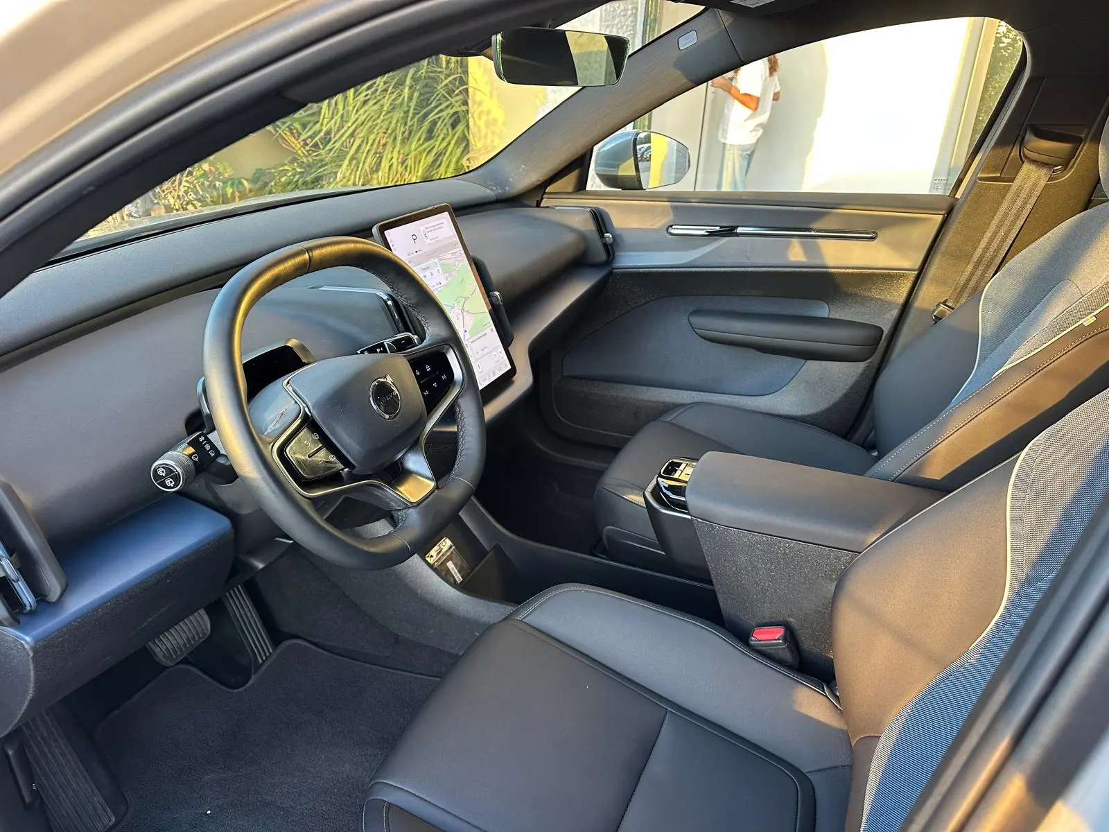 Volvo EX30 69 kWh Single Motor Extended Range Core 14