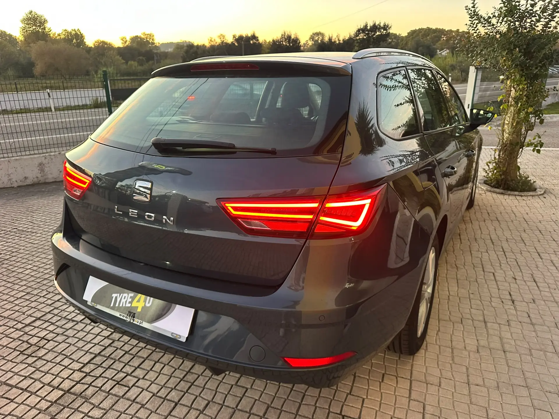 SEAT Leon ST 1.6 TDI S&S Style 5