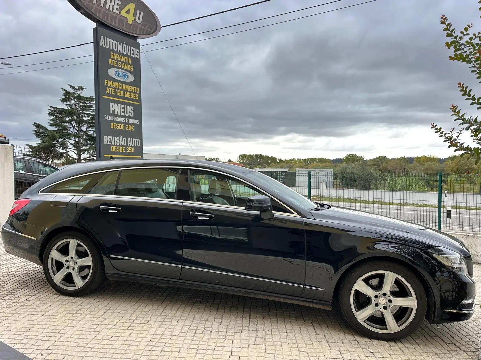 Mercedes-Benz CLS 250 CDi BlueEfficiency Shooting Brake 3