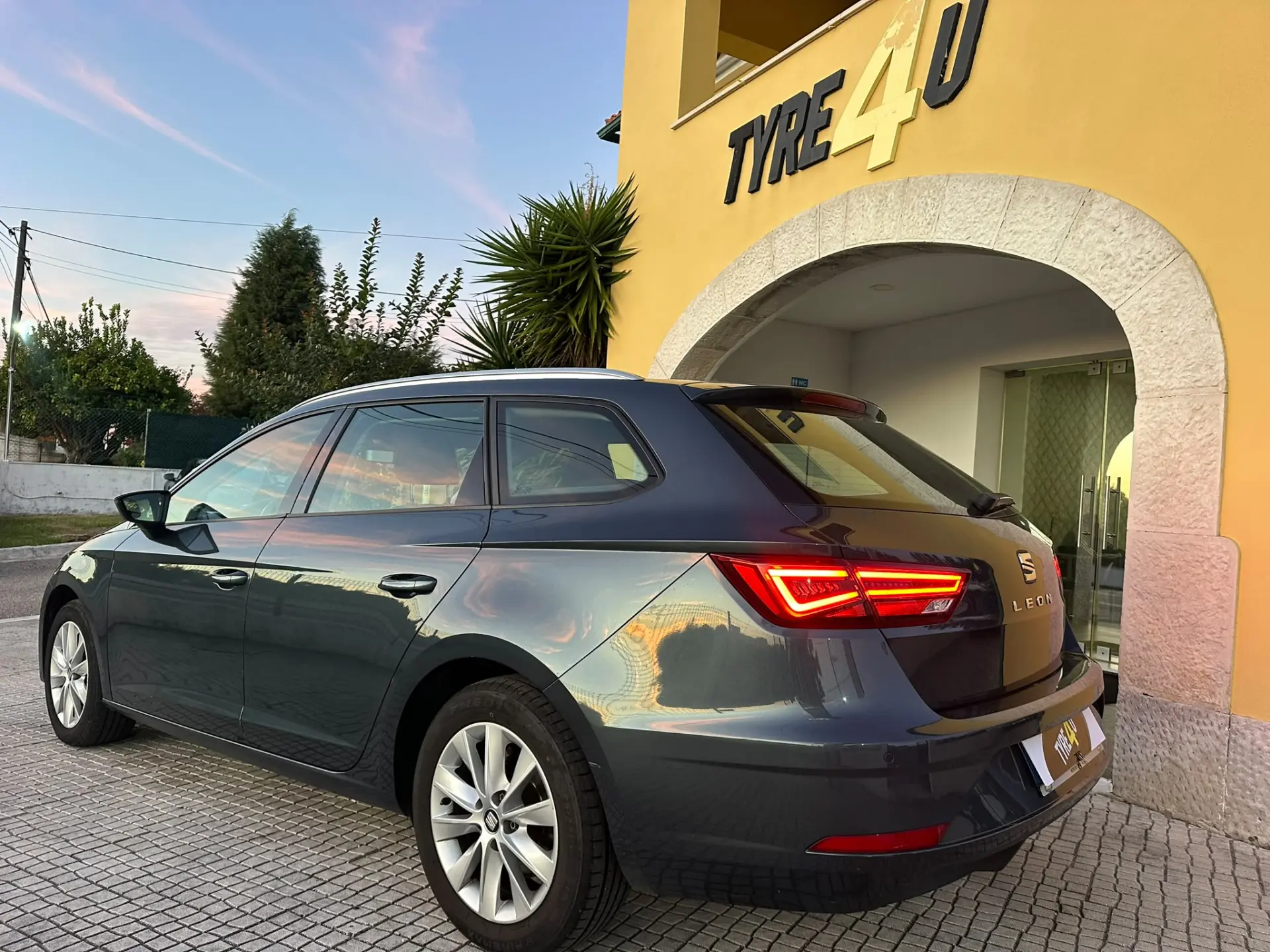 SEAT Leon ST 1.6 TDI S&S Style 7