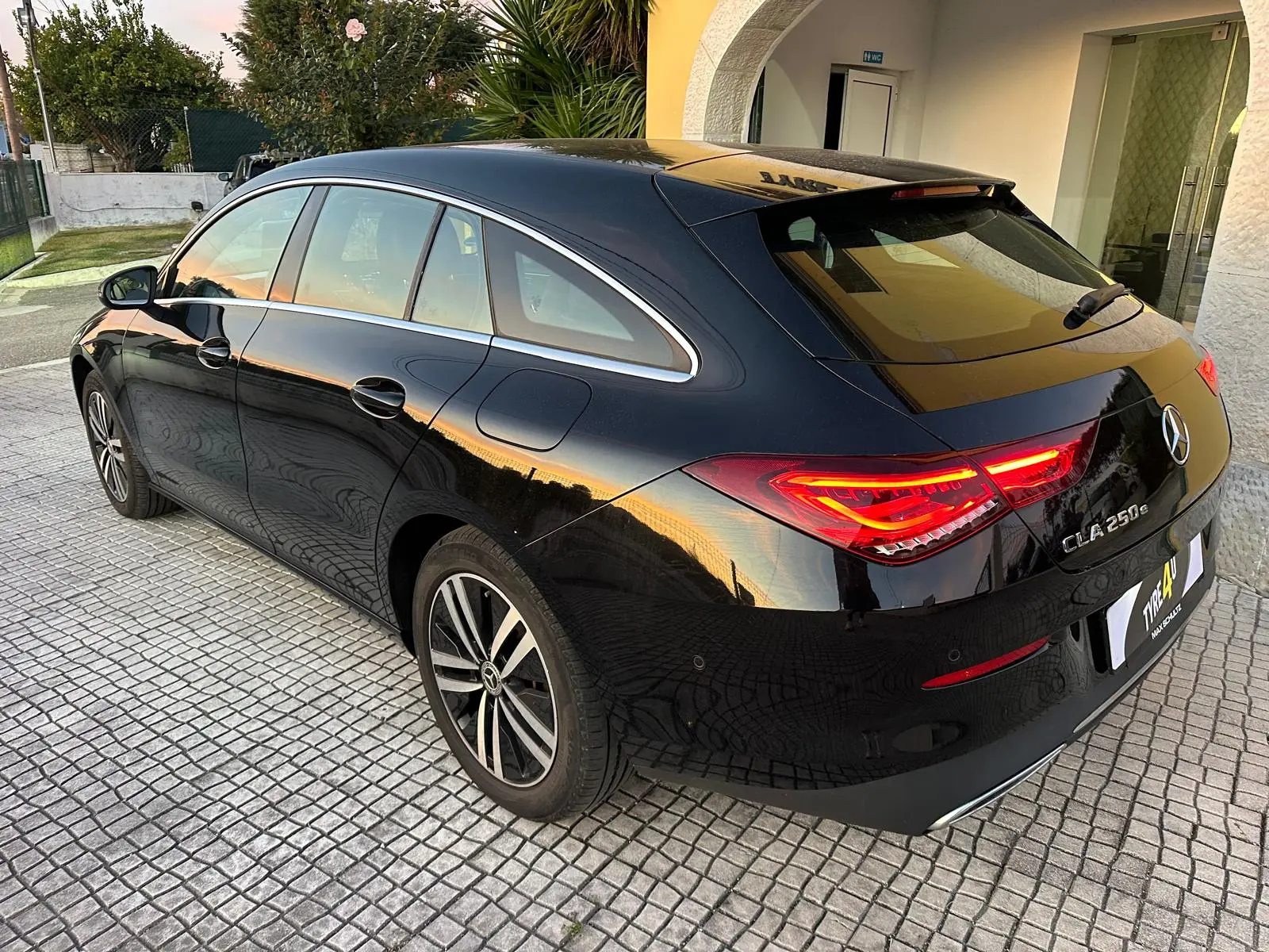Mercedes-Benz CLA 250 CLA Shooting Brake 250e 9
