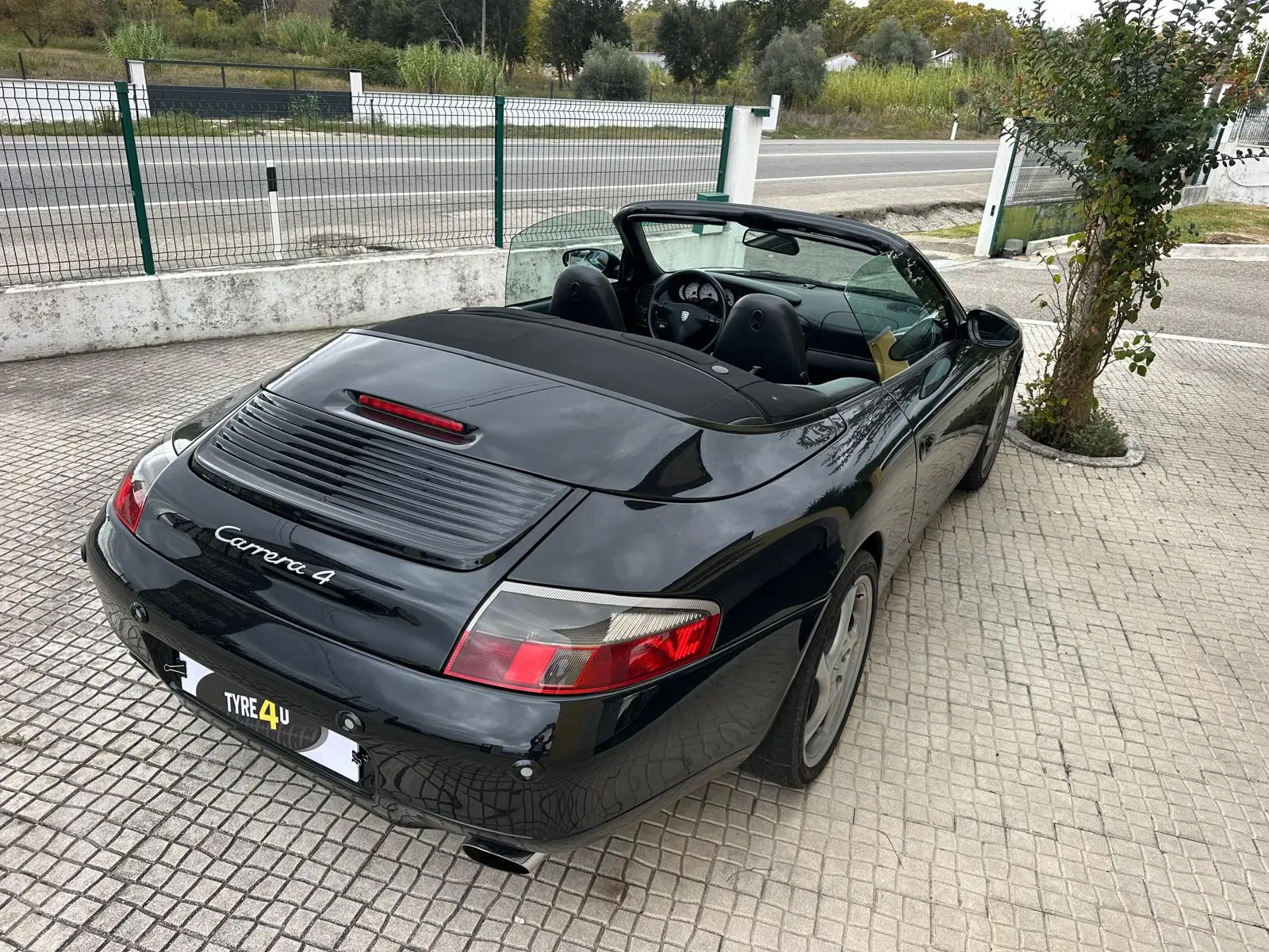 Porsche 911 (964) CARRERA 4 CABRIO 5