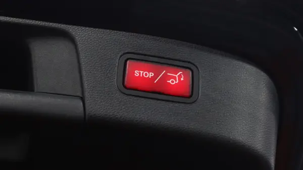 Mercedes-Benz GLA 220 d 4Matic 7G-DCT AMG Line 10