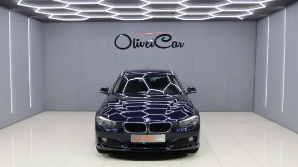 BMW 318 d Touring Auto 2