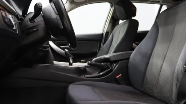 BMW 318 d Touring Auto 12