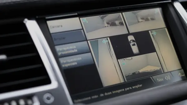 Land Rover Range Rover Sport 3.0 TDV6 HSE 25