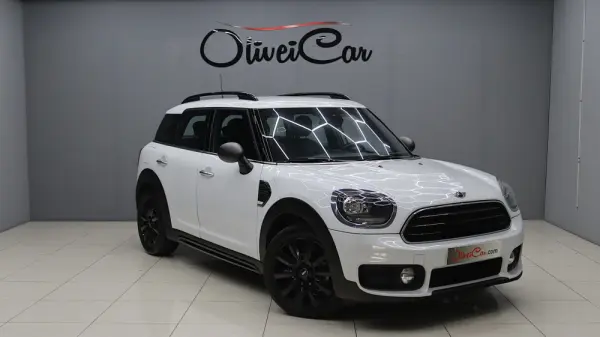 MINI Countryman One D 2