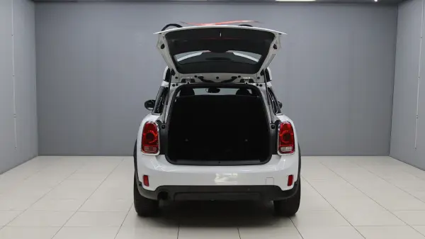 MINI Countryman One D 6