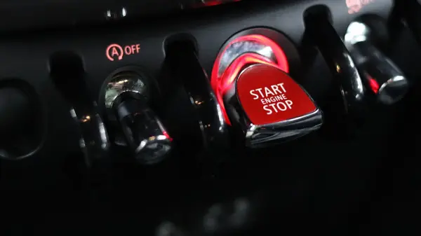 MINI Countryman One D 20