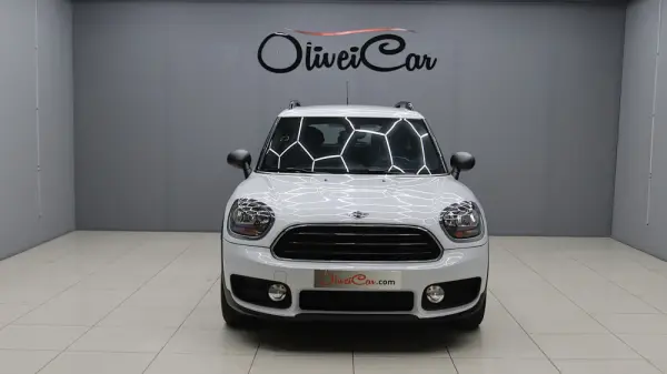 MINI Countryman One D 25