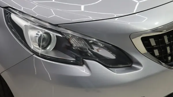 Peugeot 2008 1.5 BlueHDi Style 8