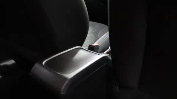 Peugeot 2008 1.5 BlueHDi Style 15