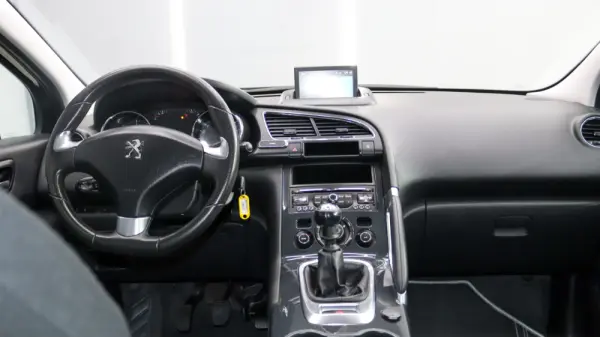 Peugeot 3008 1.6 BlueHDi Access 7