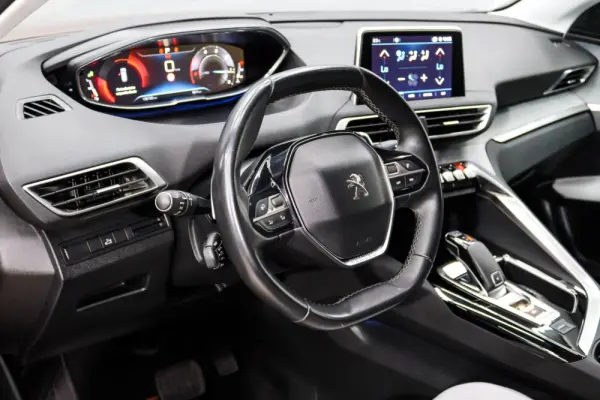 Peugeot 3008 1.6 BlueHDi Allure EAT6 17