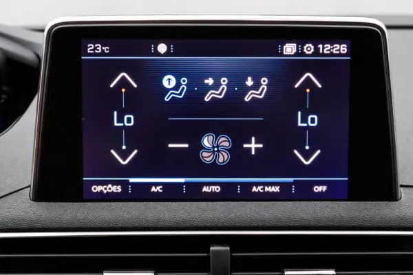 Peugeot 3008 1.6 BlueHDi Allure EAT6 18