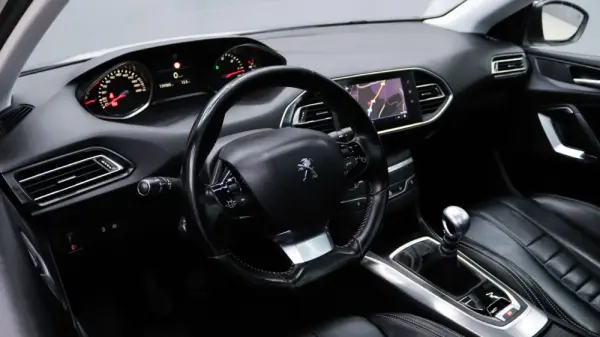 Peugeot 308 SW 1.5 BlueHDi Allure Pack 17