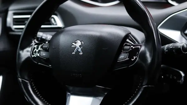 Peugeot 308 SW 1.5 BlueHDi Allure Pack 23