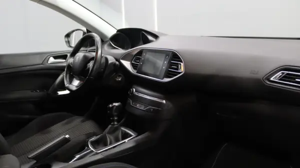 Peugeot 308 SW 1.5 BlueHDi Style 10