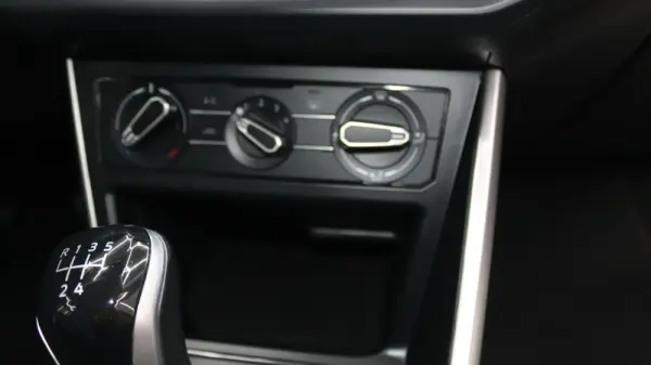 Volkswagen Polo 1.0 TSI Life 14