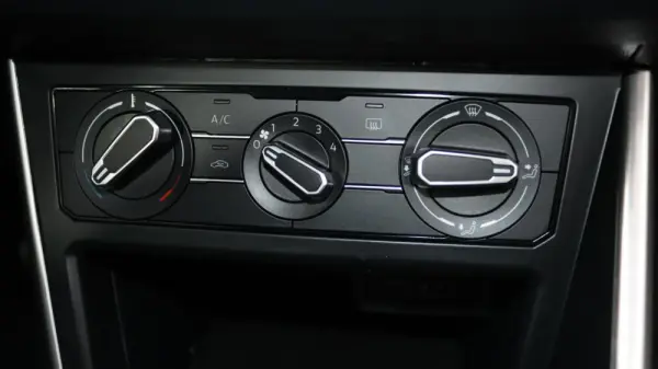 Volkswagen Polo 1.0 TSI Life 17