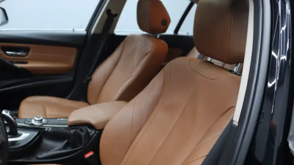 BMW 320 d Auto Line Luxury 20