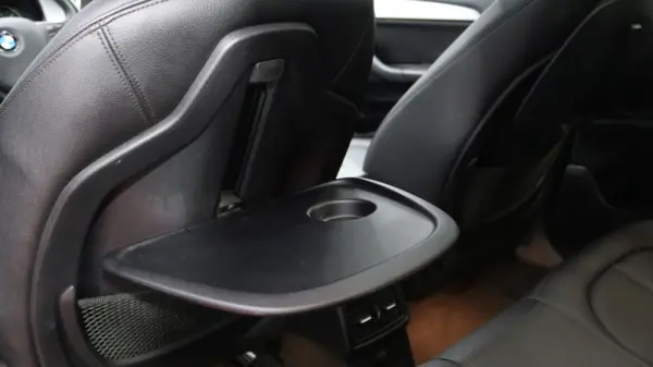 BMW X1 18 d sDrive Auto 22