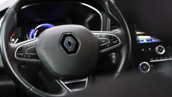 Renault Mégane 1.5 Blue dCi Limited EDC 11