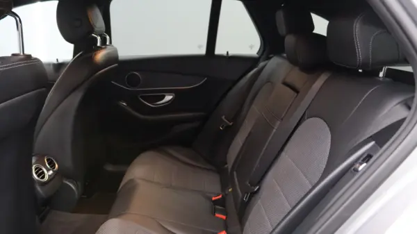 Mercedes-Benz C 300 BlueTEC Hybrid AMG Line 21