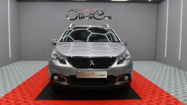 Peugeot 2008 1.5 BlueHDi Style 4