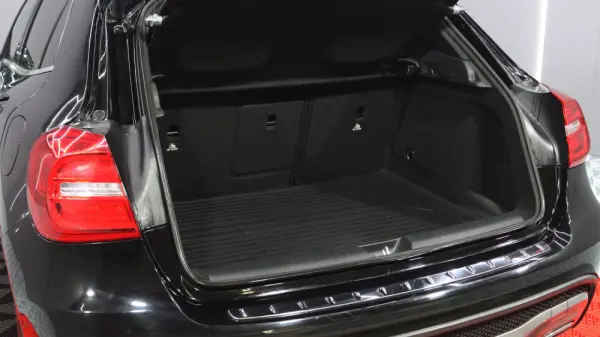 Mercedes-Benz GLA 220 d 4Matic 7G-DCT AMG Line 9