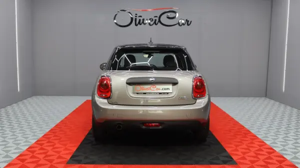 MINI 5 Portas One D 4