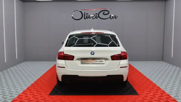 BMW 520 d Pack M Auto 4