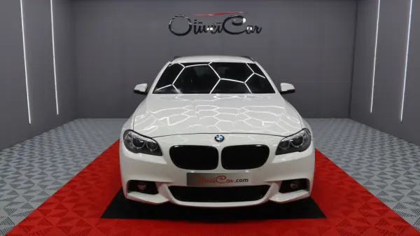 BMW 520 d Pack M Auto 8