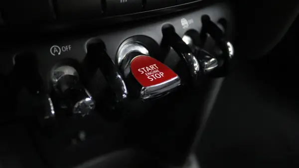 MINI 5 Portas One D 20