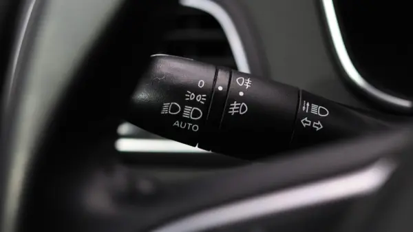 Renault Mégane 1.5 Blue dCi Limited EDC 16