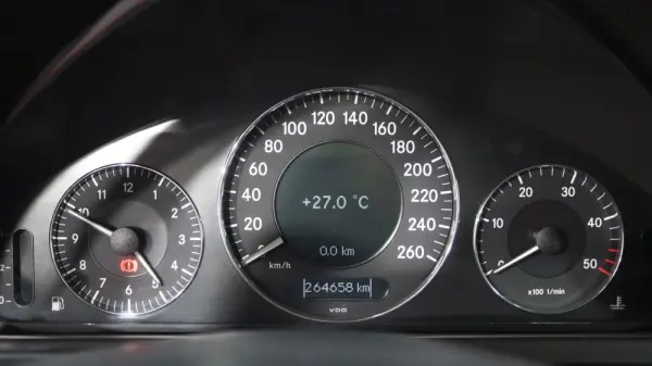 Mercedes-Benz CLK 270 CDI 10