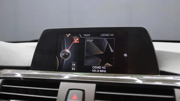 BMW 320 d Auto Line Luxury 15