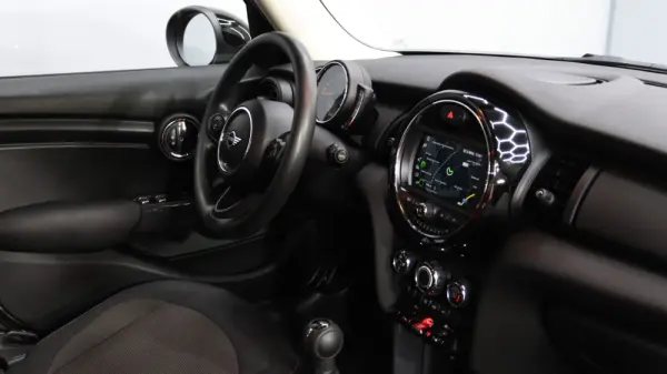 MINI 5 Portas One D 11