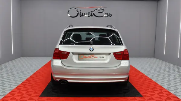 BMW 318 d Line Sport 4
