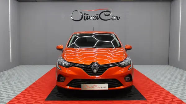 Renault Clio 1.5 Blue dCi Intens 4
